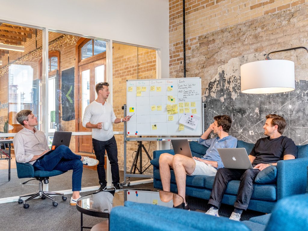 In House vs Agency Marketing: Agency Marketing